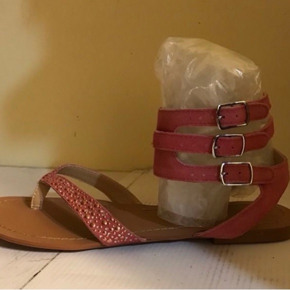 Pink Leather Thong Sandal with Gladiator Straps - 8.5 - Picture 5 of 7